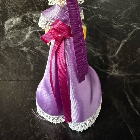 Blinking Eye Paris Doll - Picture 9 of 15